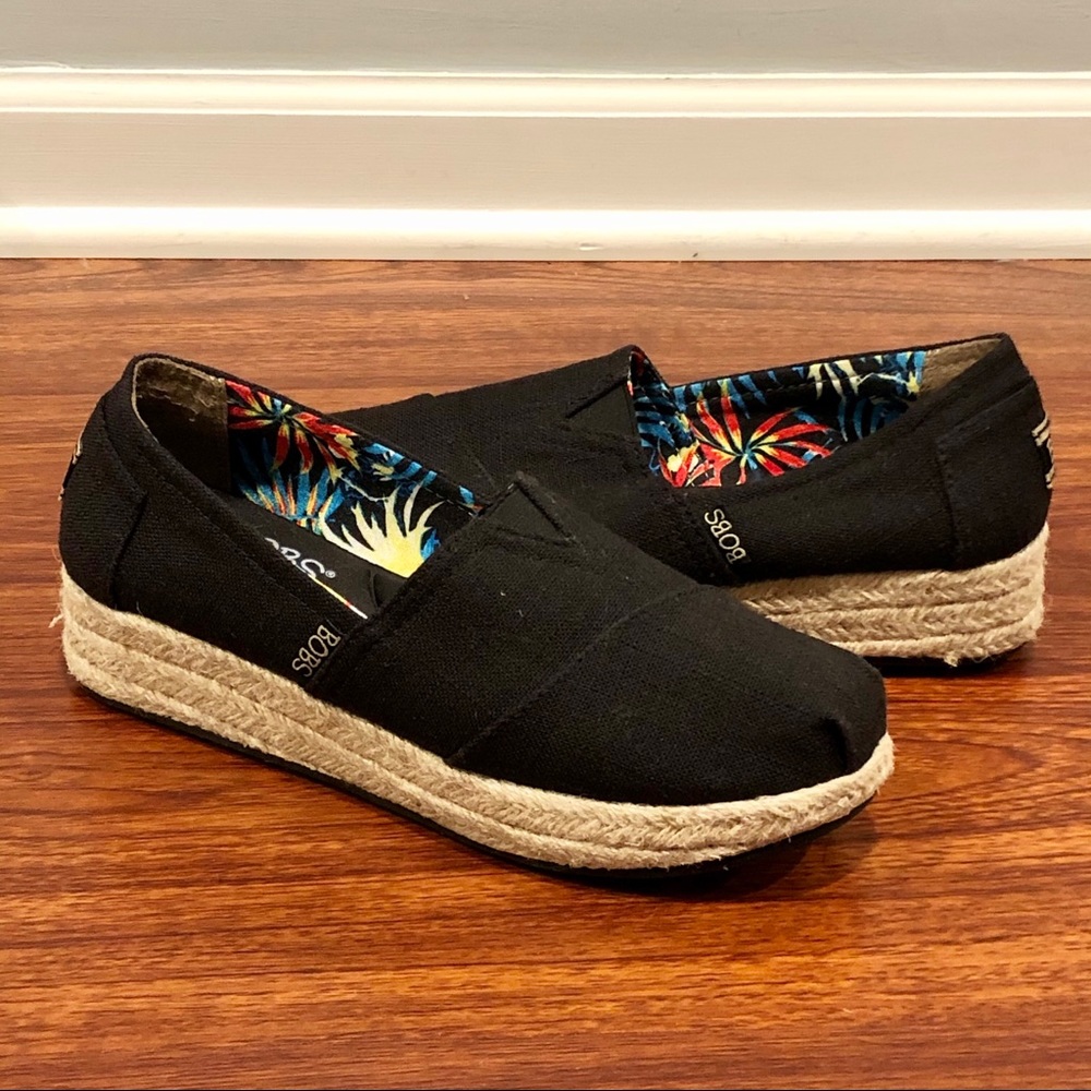 BOBS Highlights Flexpadrille Wedge